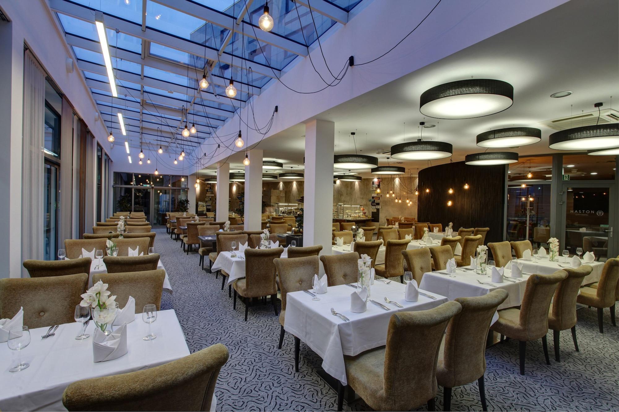 Haston Hotel